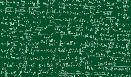 formules-mathematiques-vectorielles-version-manuscrite_34-51892-626x372